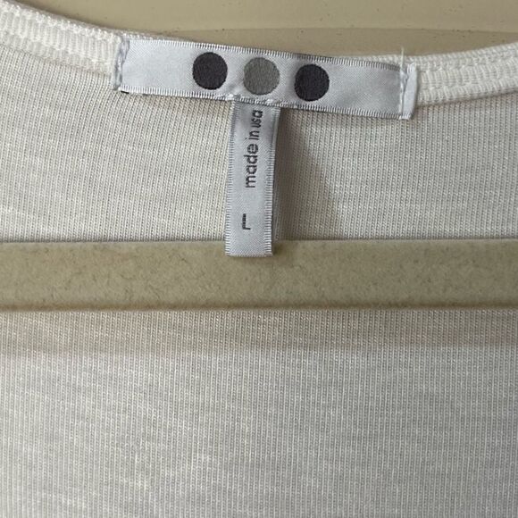 NWT THREE DOTS Short Sleeve Tunic Top Scoop Neck Round Hem White Women’s Size L - Picture 3 of 5